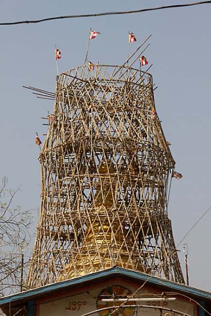 Mandalay-Bouddha Mahamuni-009